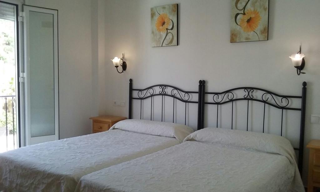 Hotel Las Flores Толокс Екстериор снимка