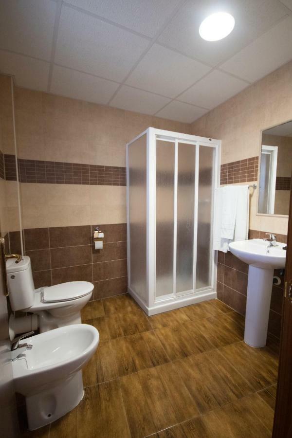 Hotel Las Flores Толокс Екстериор снимка